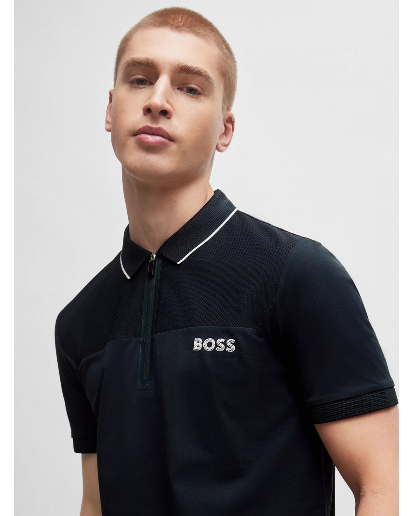 50512799 Black