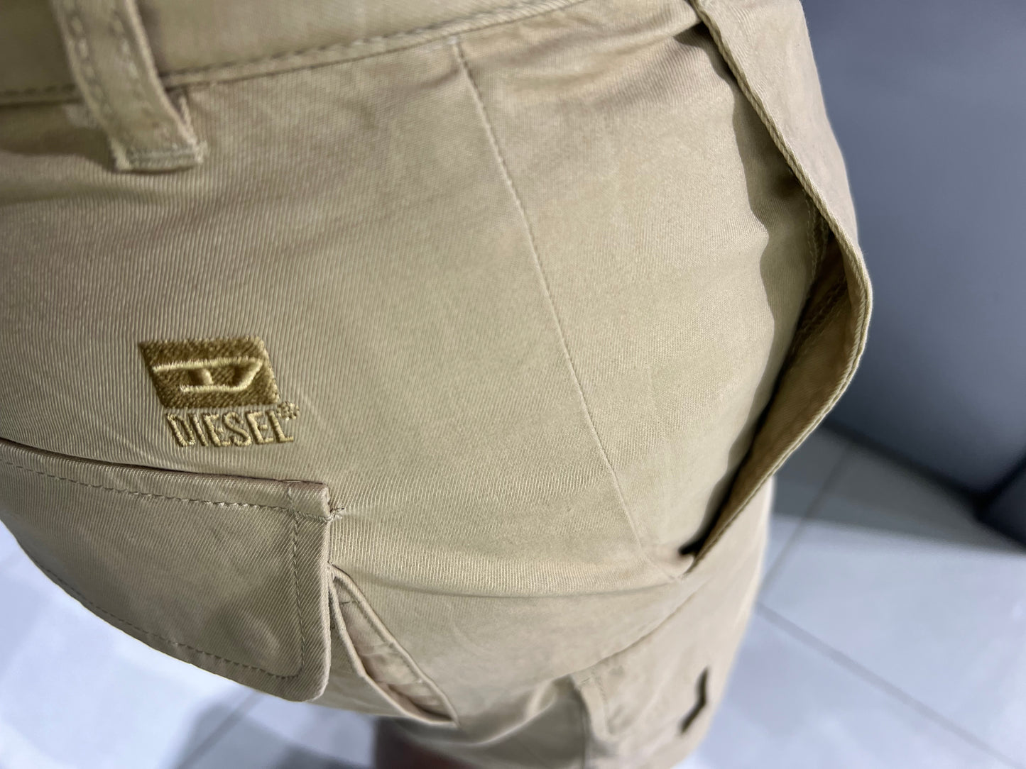 Bermudas Diesel A13974 Khaki