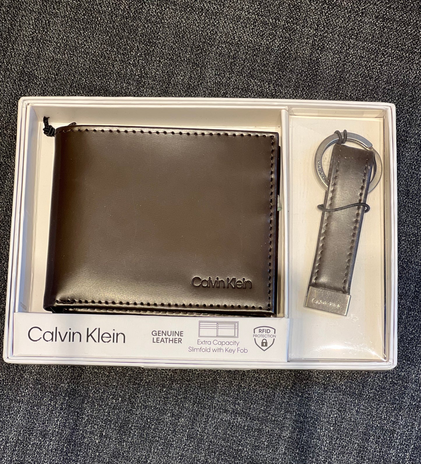 Billetera (Bronw) Calvin Klein