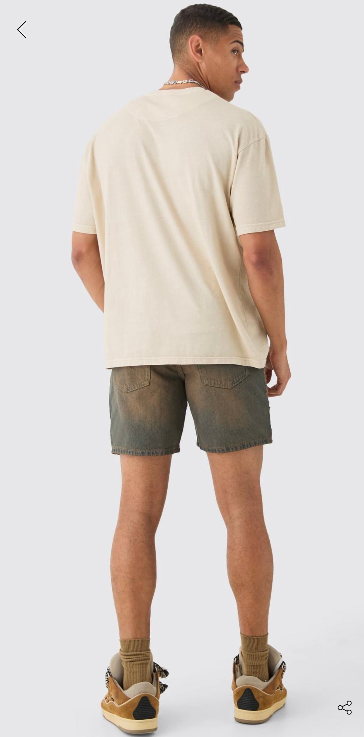 Oversized T-shirts sand