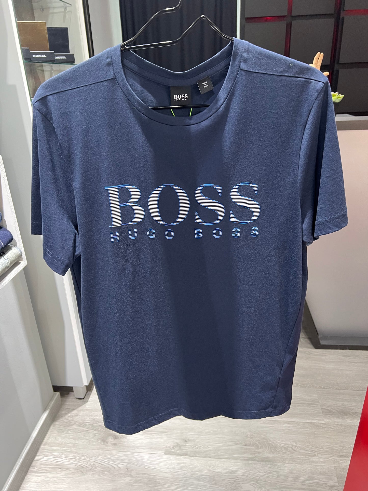 Regular Fit 
HUGO BOSS NAVY