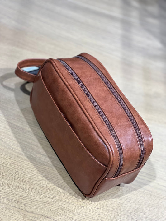 Bulto de mano (Brown) Perry Ellis