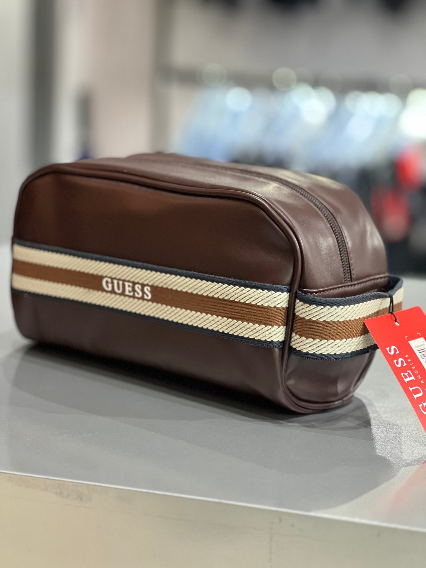 Bulto de mano (Brown) GUESS