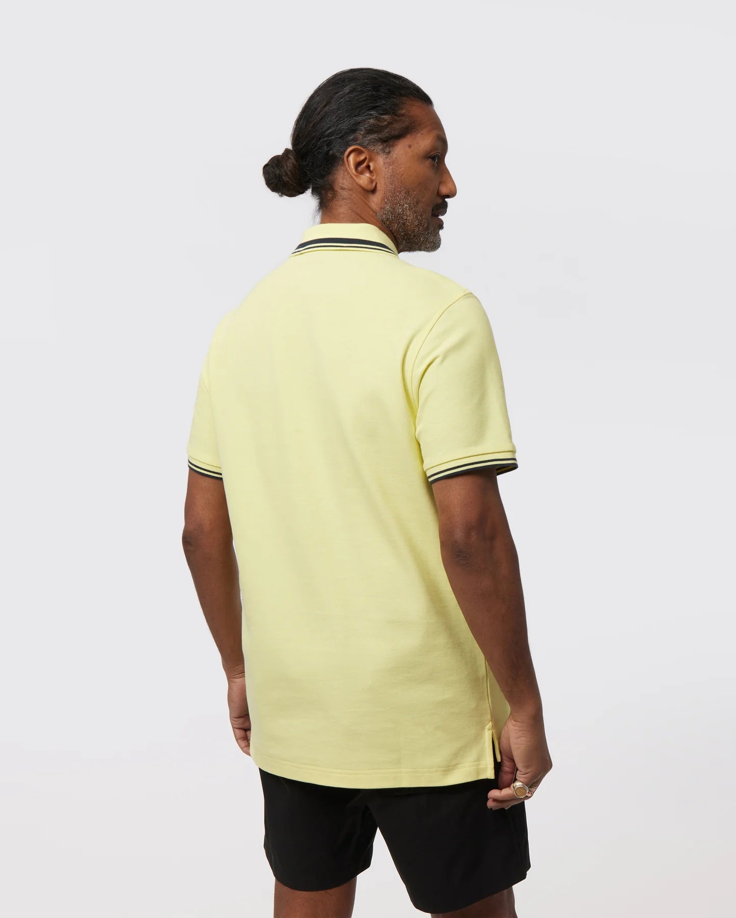 Regular Fit 
B6K925Y1PC YELLOW IRIS